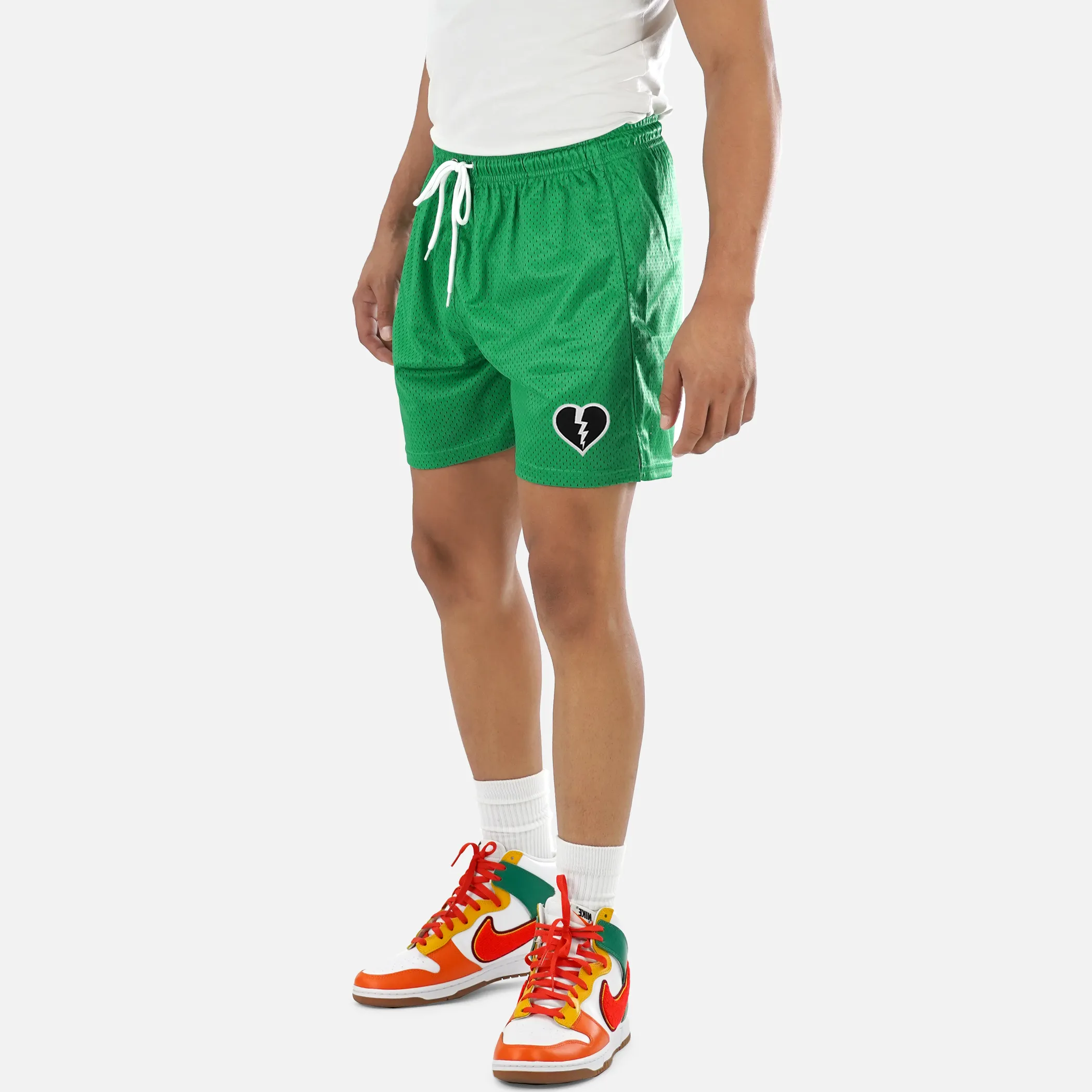 BRKN Patch Shorts - 7"