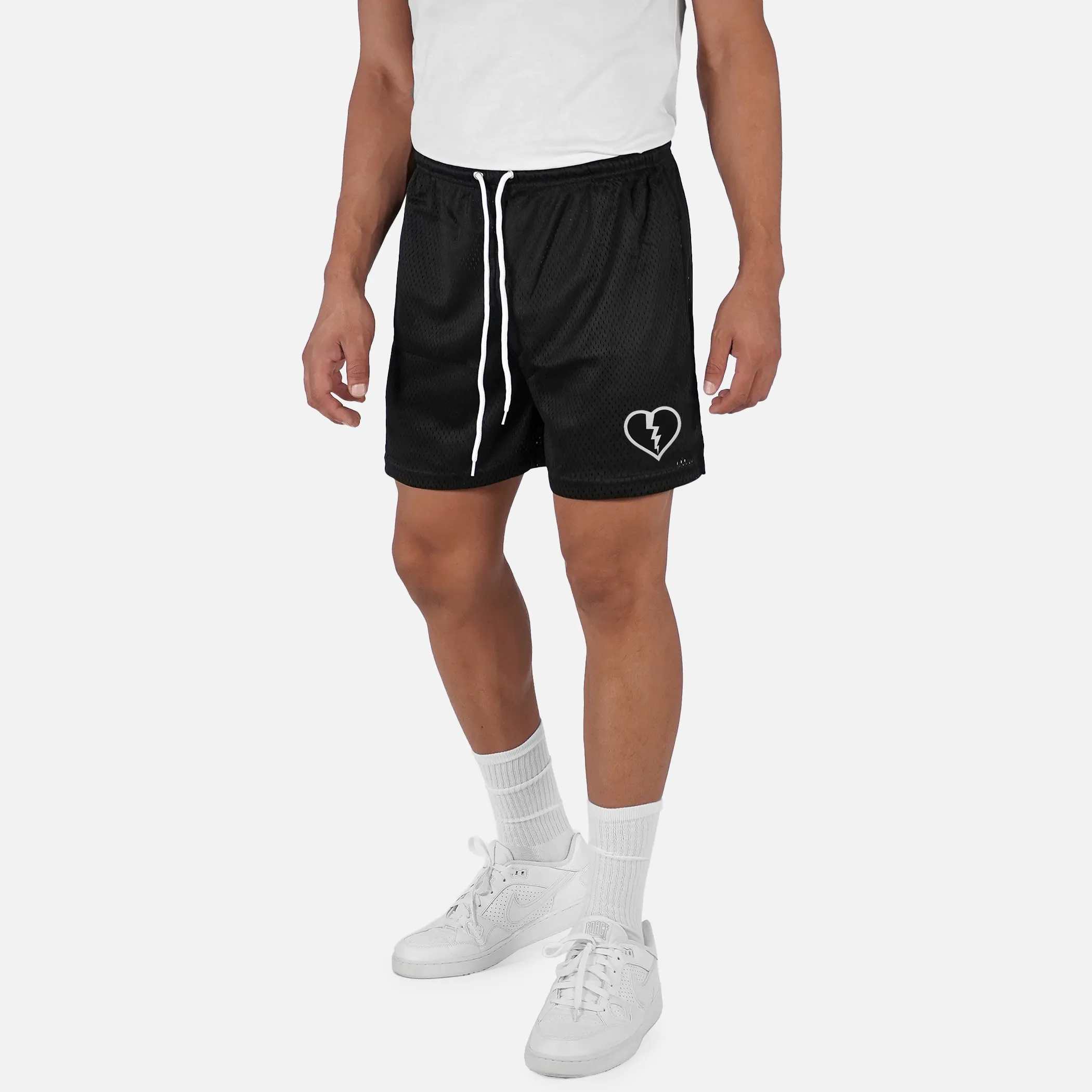 BRKN Patch Shorts - 7"