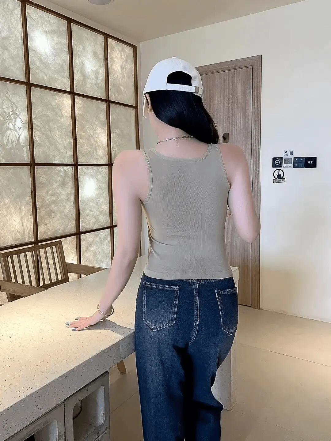 Camisoles With Chest Pad Sleeveless Streetwear Tank Tops - XW8884
