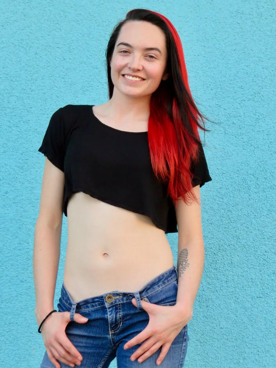 Loose Boxy Black Short Sleeve Crop Top / Made in USA