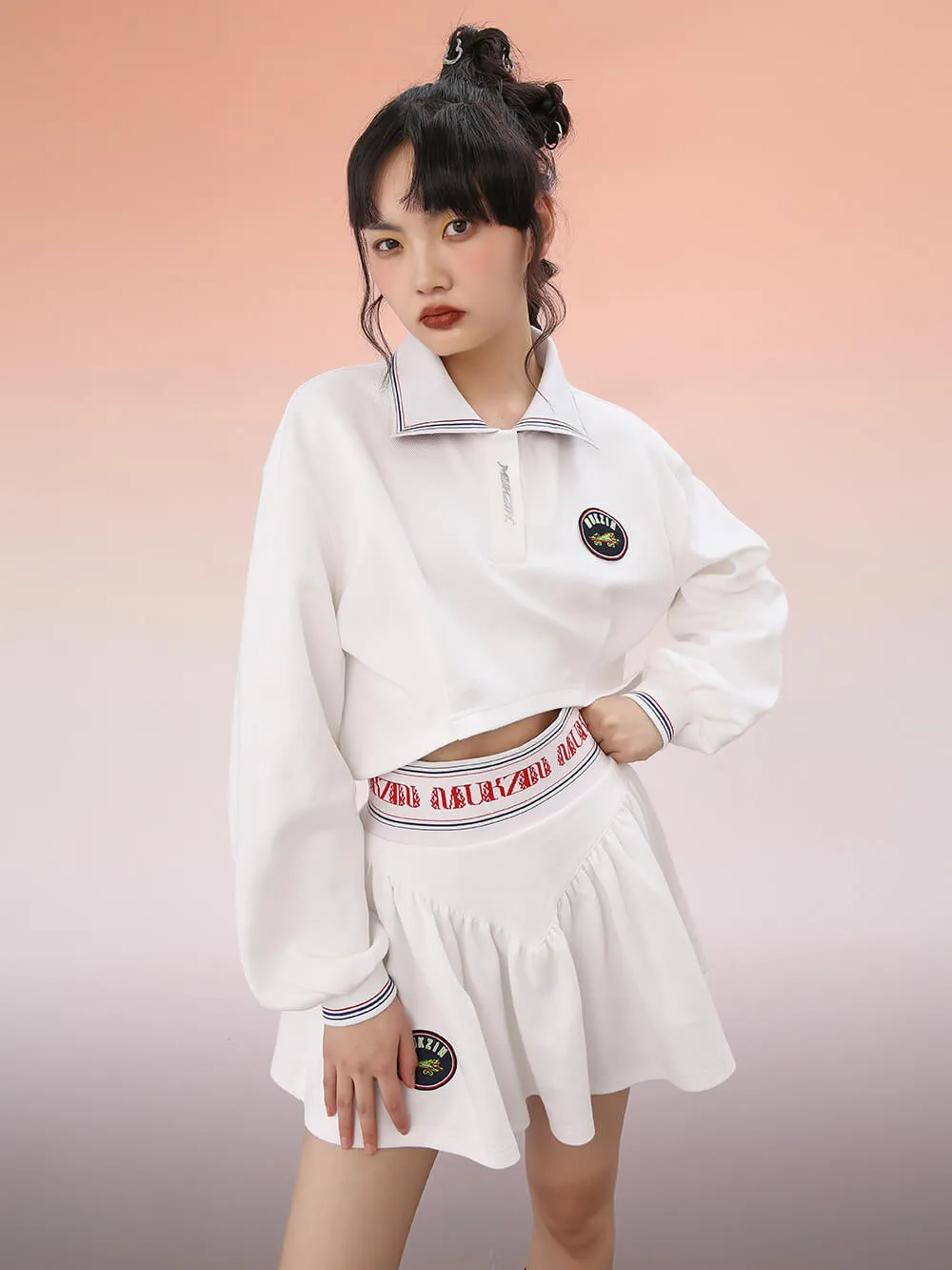 MUKZIN Loose-fit Long-sleeve Crop Tops