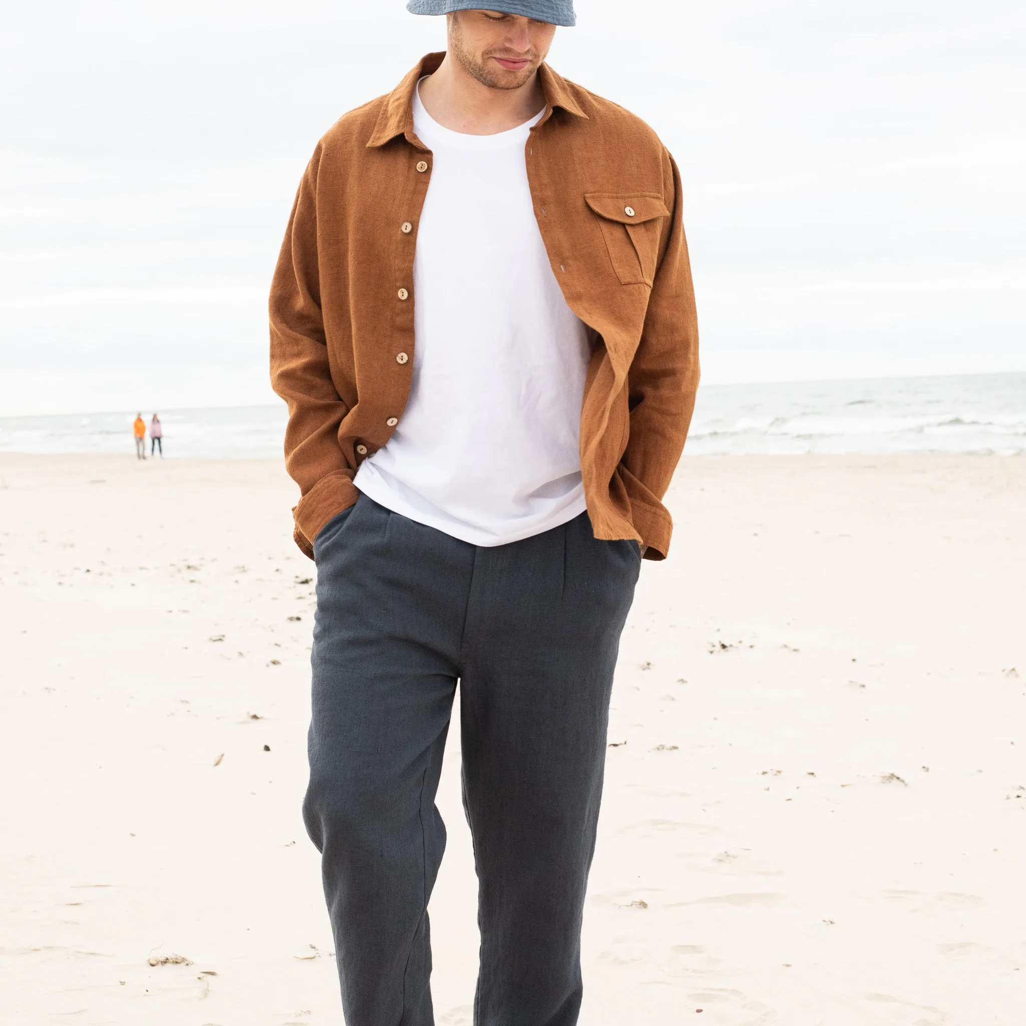R: Men’s linen pants ALBURY in HEAVY linen (Size: S; Color: Heavy Espresso)