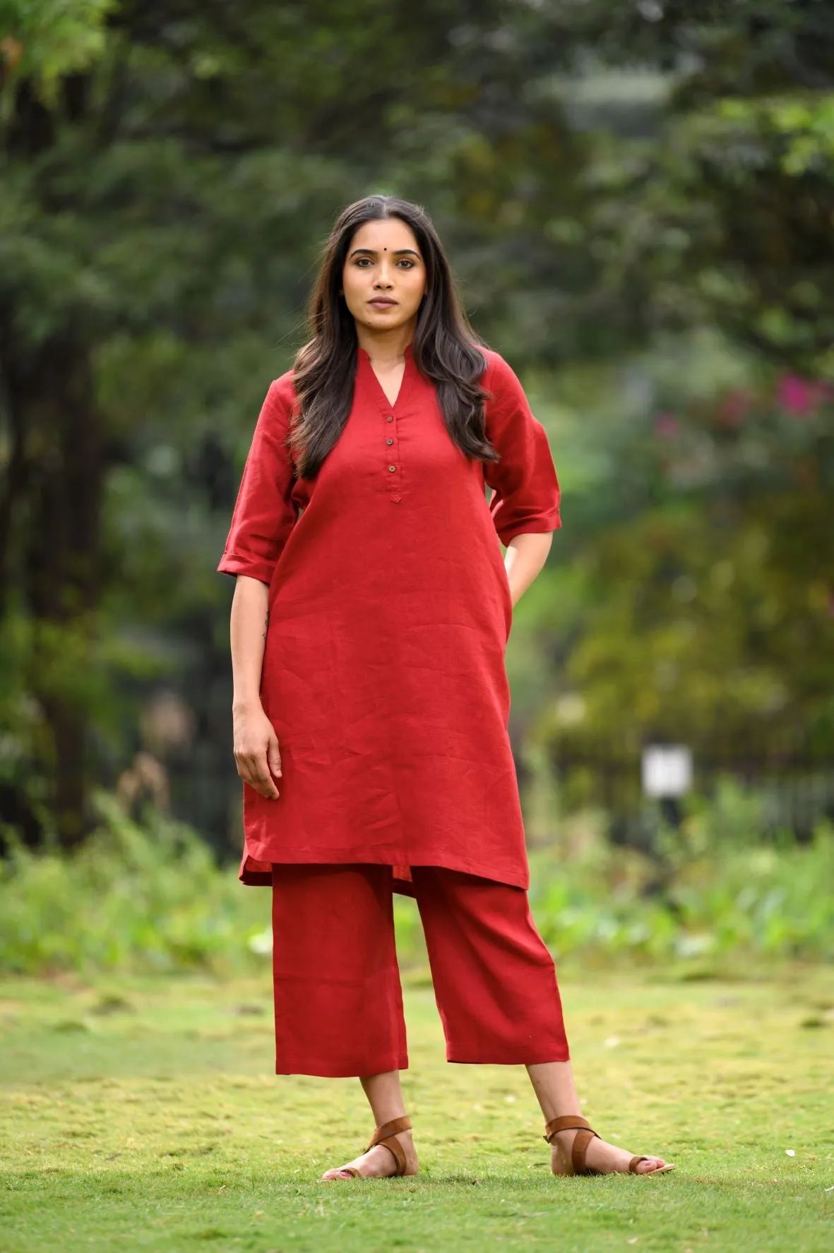 Thea Linen Kurta and Pants Set - Maroon