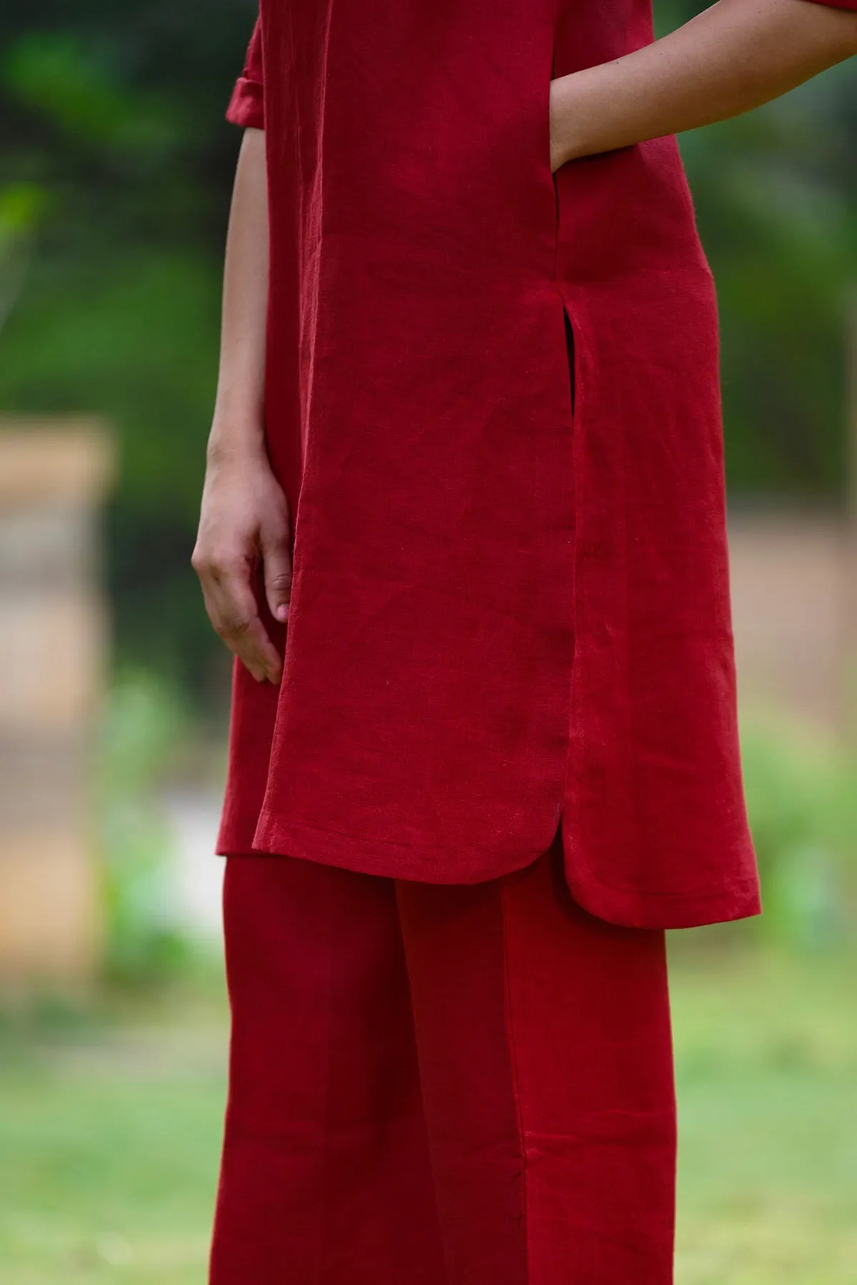 Thea Linen Kurta and Pants Set - Maroon